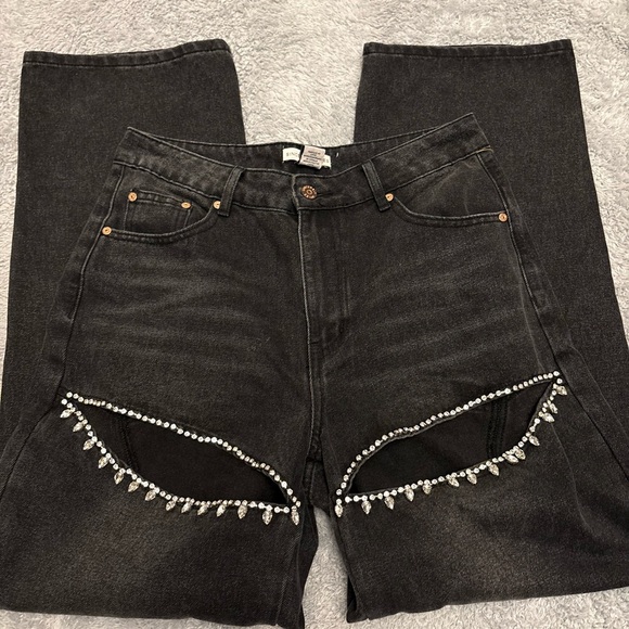 SOLD - Picture 4 of 9